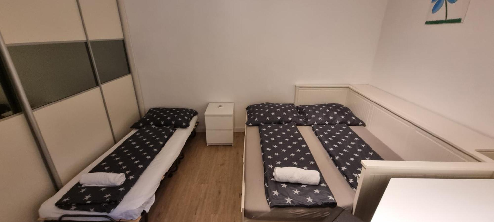 Huge Apartment Next To Train Station Close To The City Center Bratislava Dış mekan fotoğraf